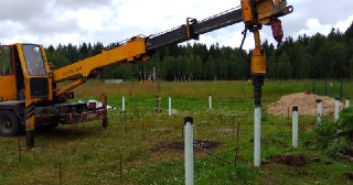 Закручивание винтовых свай в Волгодонск. Аренда машины для закручивания свай цена от 2845 руб